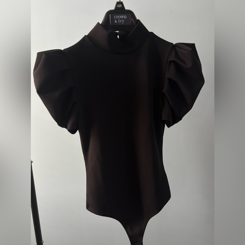 TCEC Black Puff Sleeve bodysuit ribbed